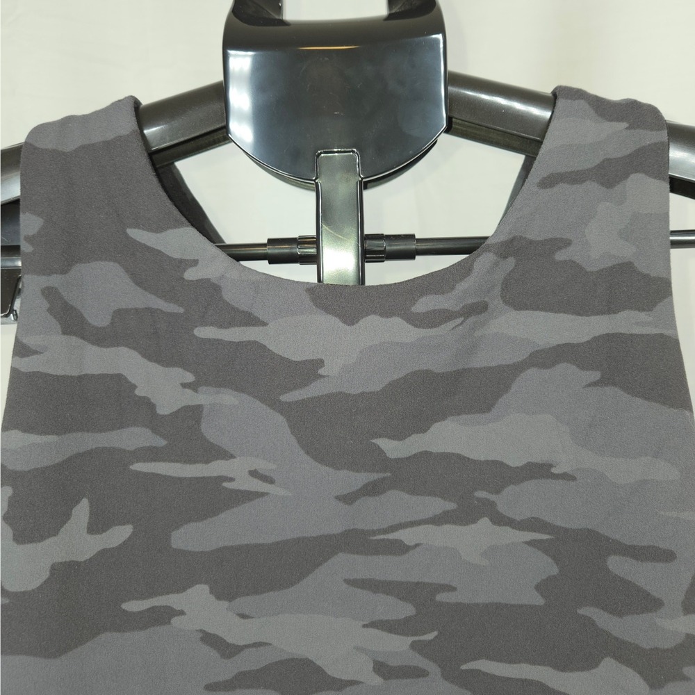 Athleta Camo sports bra tank 3X Gray Black Athletic Workout Sleeveless Stretch